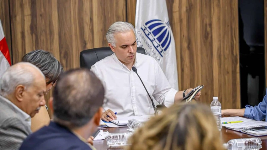 Minerd intensifica logística y acondicionamiento escolar de cara al ciclo 2026-2027