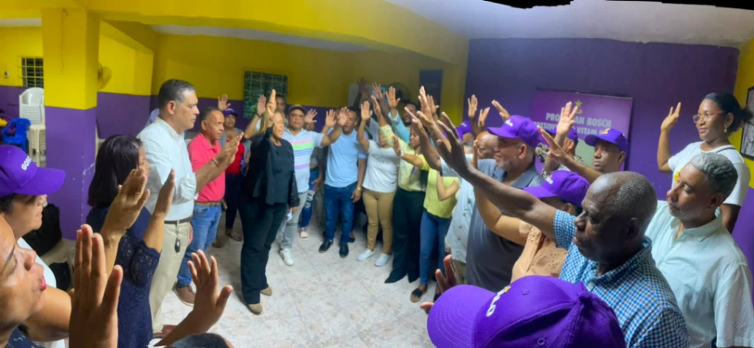 Proyecto "Gonzalo Presidente" juramenta su equipo de redes en Santo Domingo Oeste rumbo a la consulta del PLD