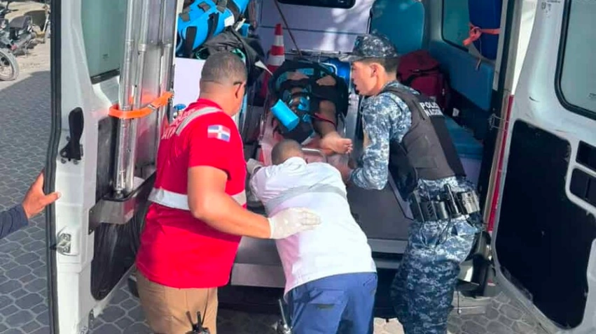 Al menos 12 heridos tras incendiarse una embarcación frente a isla Saona