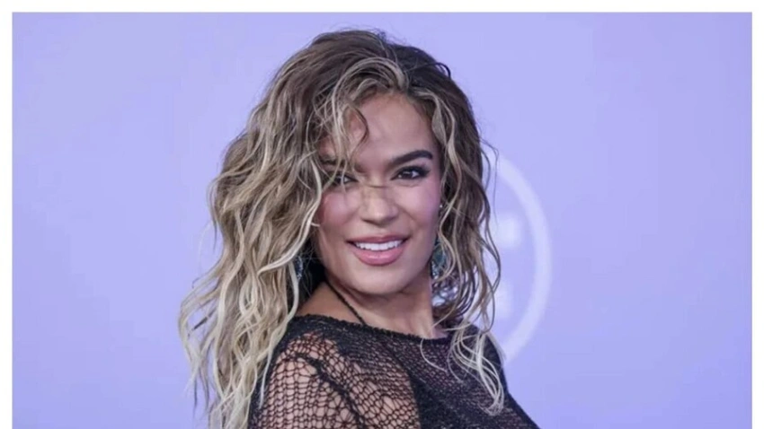 Karol G confirma a Bruno Mars y Drake en su nuevo álbum, que llega este viernes
