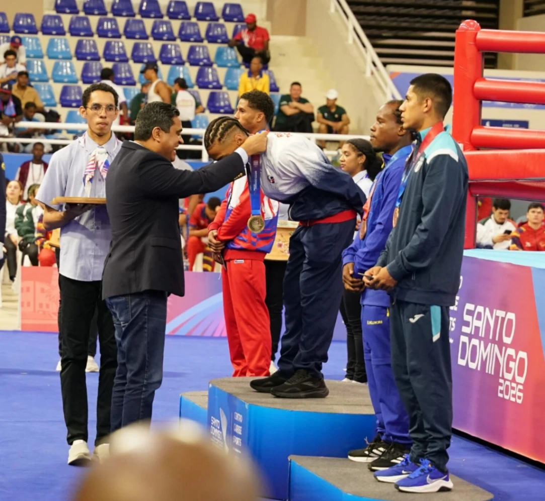 Boxeo dominicano hace historia: siete oros y el título por equipos en Santo Domingo 2026