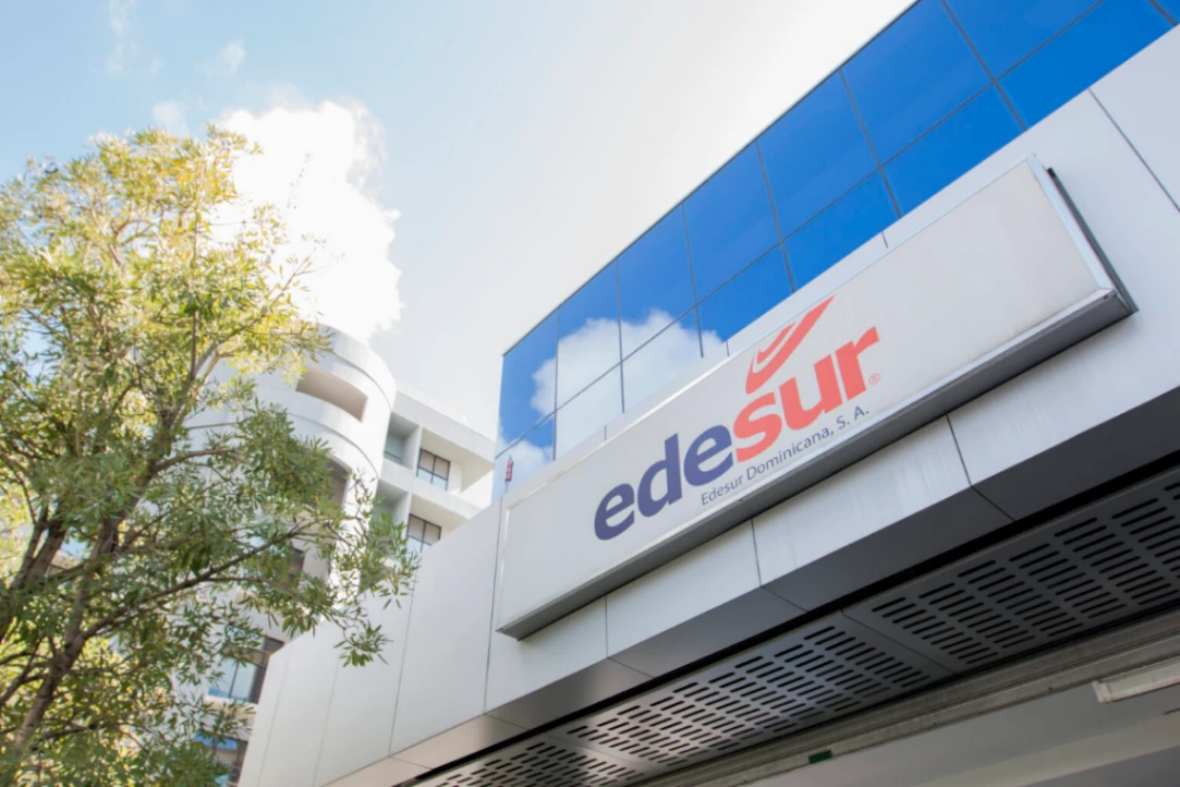 Edesur invierte RD$324.8 millones para ampliar y modernizar redes eléctricas en San Cristóbal