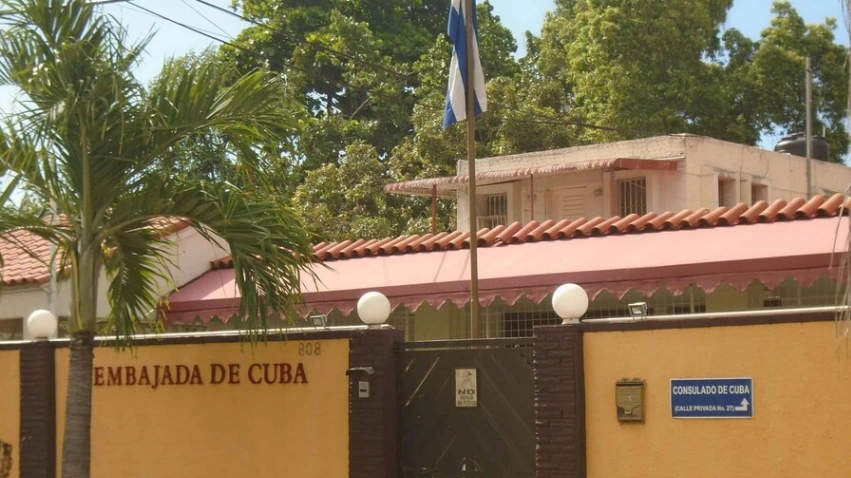 Gobierno dominicano da plazo a nueve funcionarios cubanos para abandonar el país