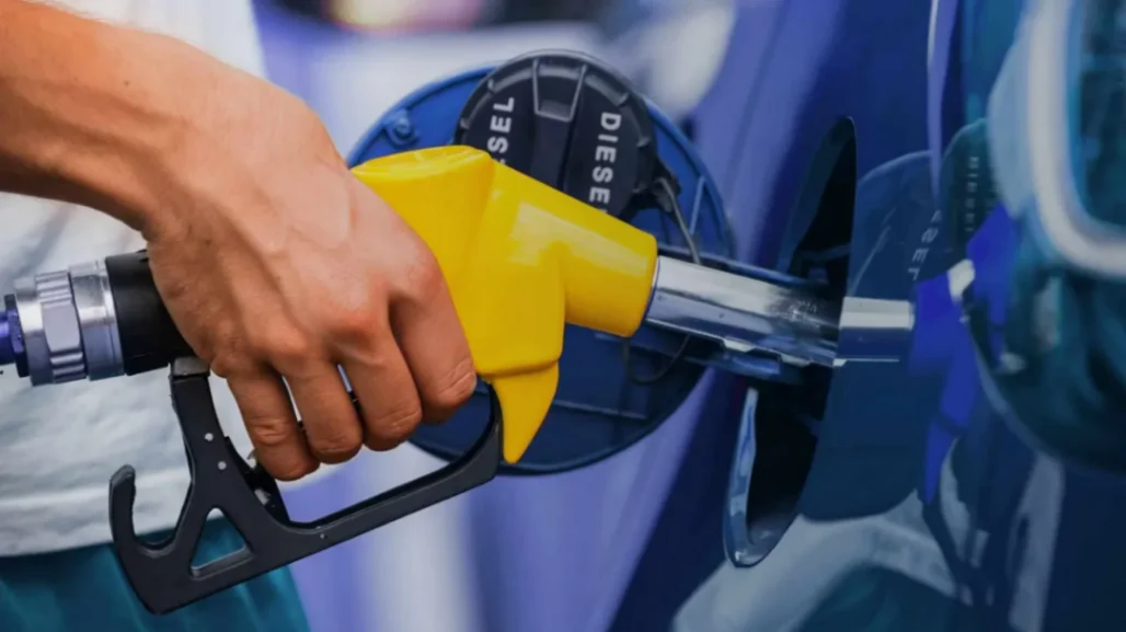 Gobierno sube RD$3.00 la gasolina y el gasoil regular para la semana del 15 al 21 de agosto