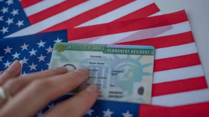 EE. UU. suspende citas de visado de inmigrante en todo el mundo mientras entrena a su personal consular