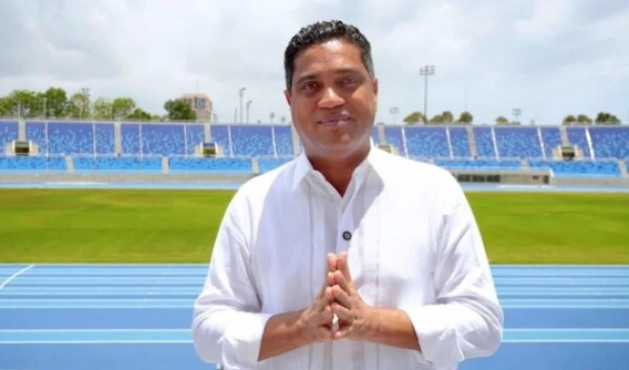 Ministerio de Deportes habilita excepción para que atletas de alto rendimiento entrenen en el Félix Sánchez