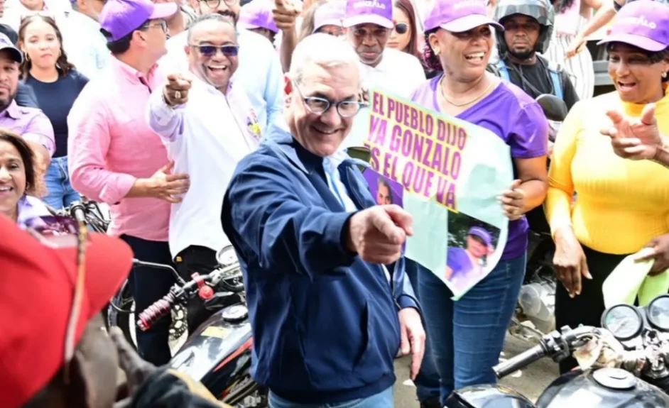 Gonzalo Castillo promete luz 24 horas en todo el país durante su primer recorrido rumbo a la consulta del PLD