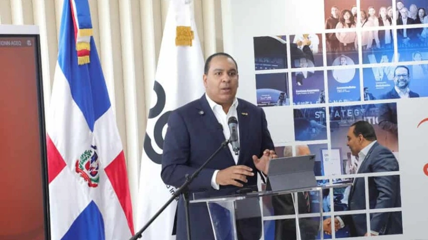 OGTIC presenta nueva norma para ordenar el manejo de redes sociales del Gobierno
