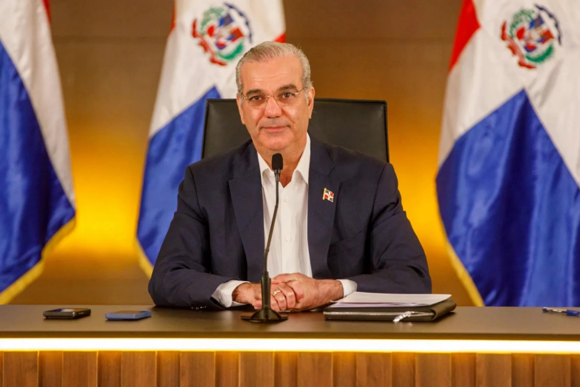 Abinader asegura que Meta RD 2036 "nos ha ido bastante bien" y prevé seguir reduciendo la pobreza
