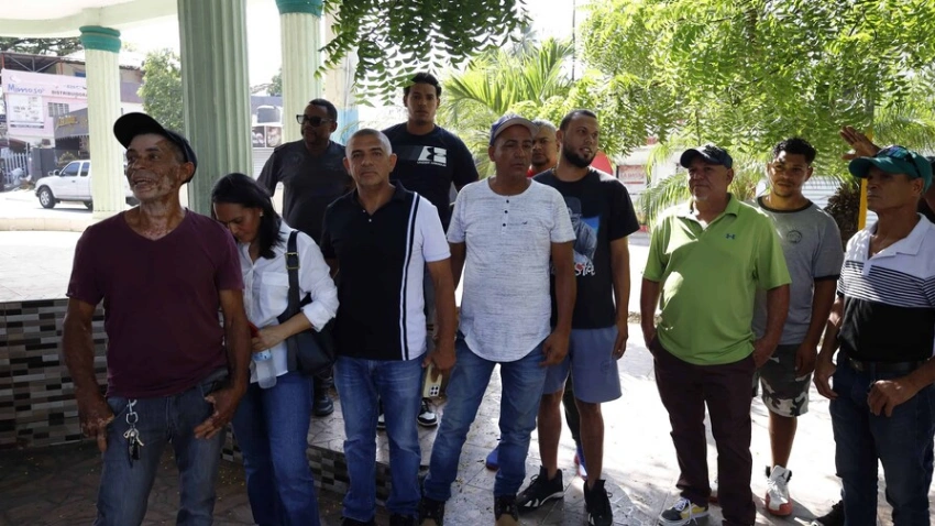 Más de 300 porcicultores de Tamboril, al borde de la quiebra por altos costos y carne importada