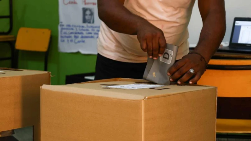 El 68 % de los dominicanos no se siente representado por el Congreso, pero el 70 % defiende el voto como base de la democracia