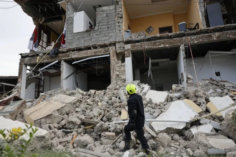 Terremoto de 7,7 sacude Panamá: colapsan hotel, gobernación y torre de catedral en Penonomé