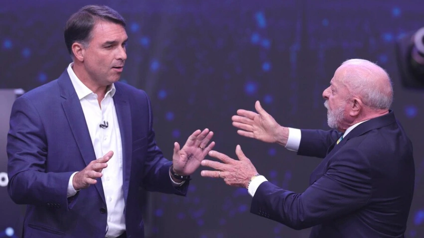 Lula y Flávio Bolsonaro se cruzan acusaciones de corrupción en el primer debate de la segunda vuelta, a una semana de las urnas