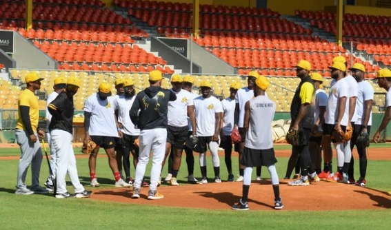 Águilas refuerzan su roster con Liberato, Mondesí y Dolis para volver a la final tras cinco años