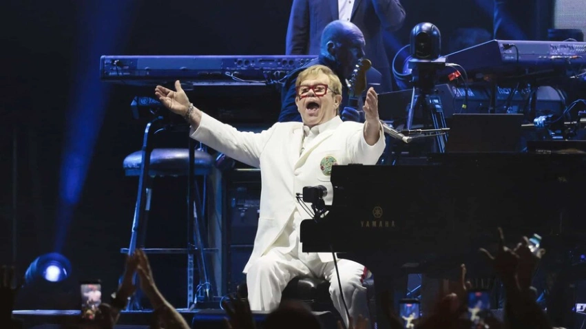 Elton John arranca en México su despedida: más de 24 clásicos bajo la lluvia en el Estadio Banorte