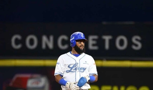 Bonifacio, de 40 años, seguirá con los Tigres del Licey pese a las críticas y a su peor temporada ofensiva