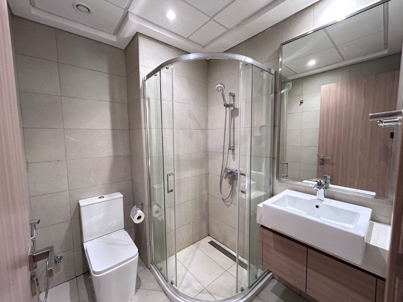 3 Bedroom for Sale photo 2