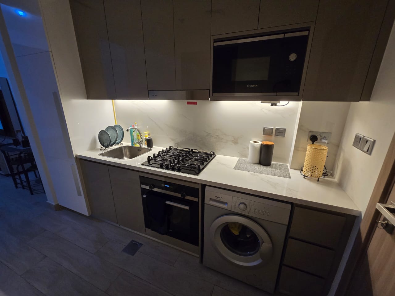 Studio for Sale photo 2