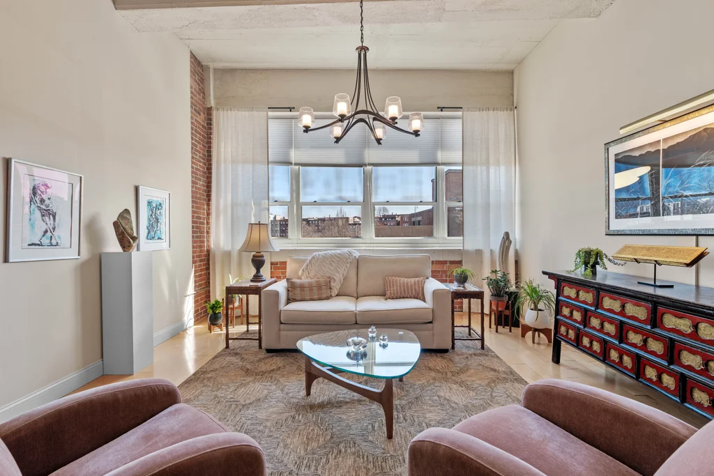 51Lafayette_Unit207_015
