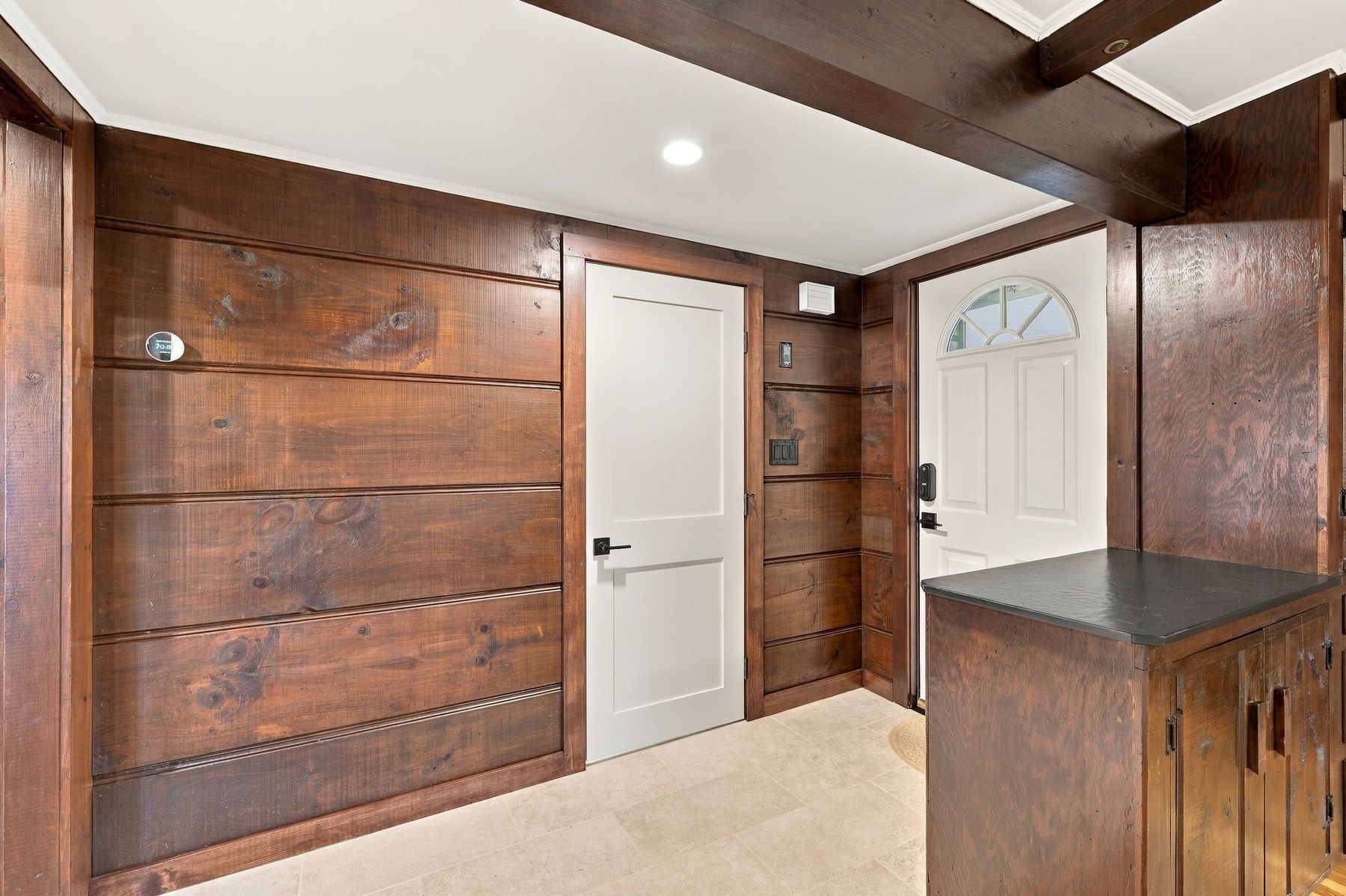 31Amherst_Interior_001