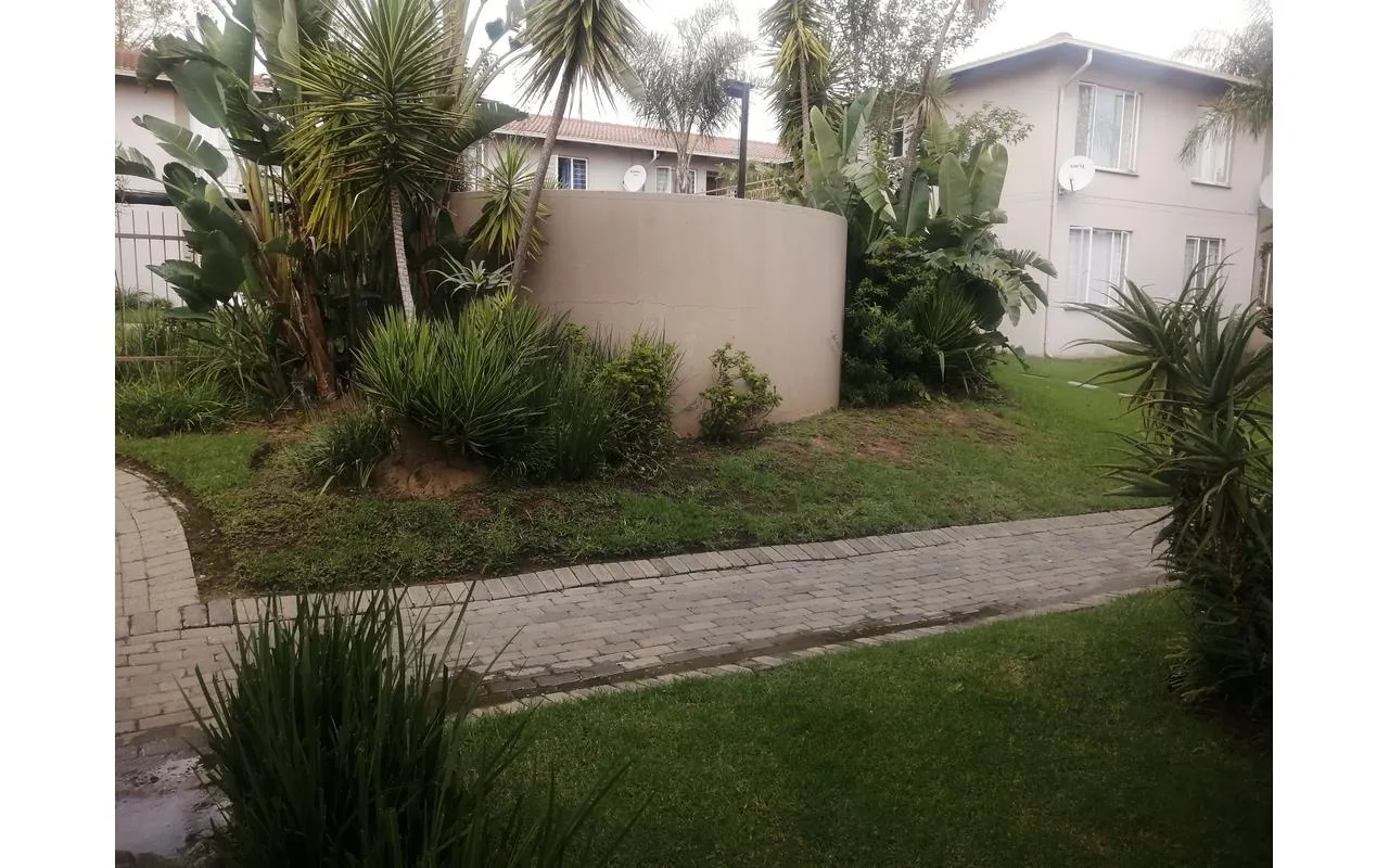 Property to rent in Radiokop
