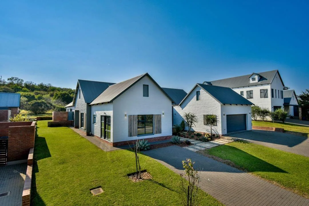 4 Bedroom House for sale in Waterlake Farm Lifestyle Estate