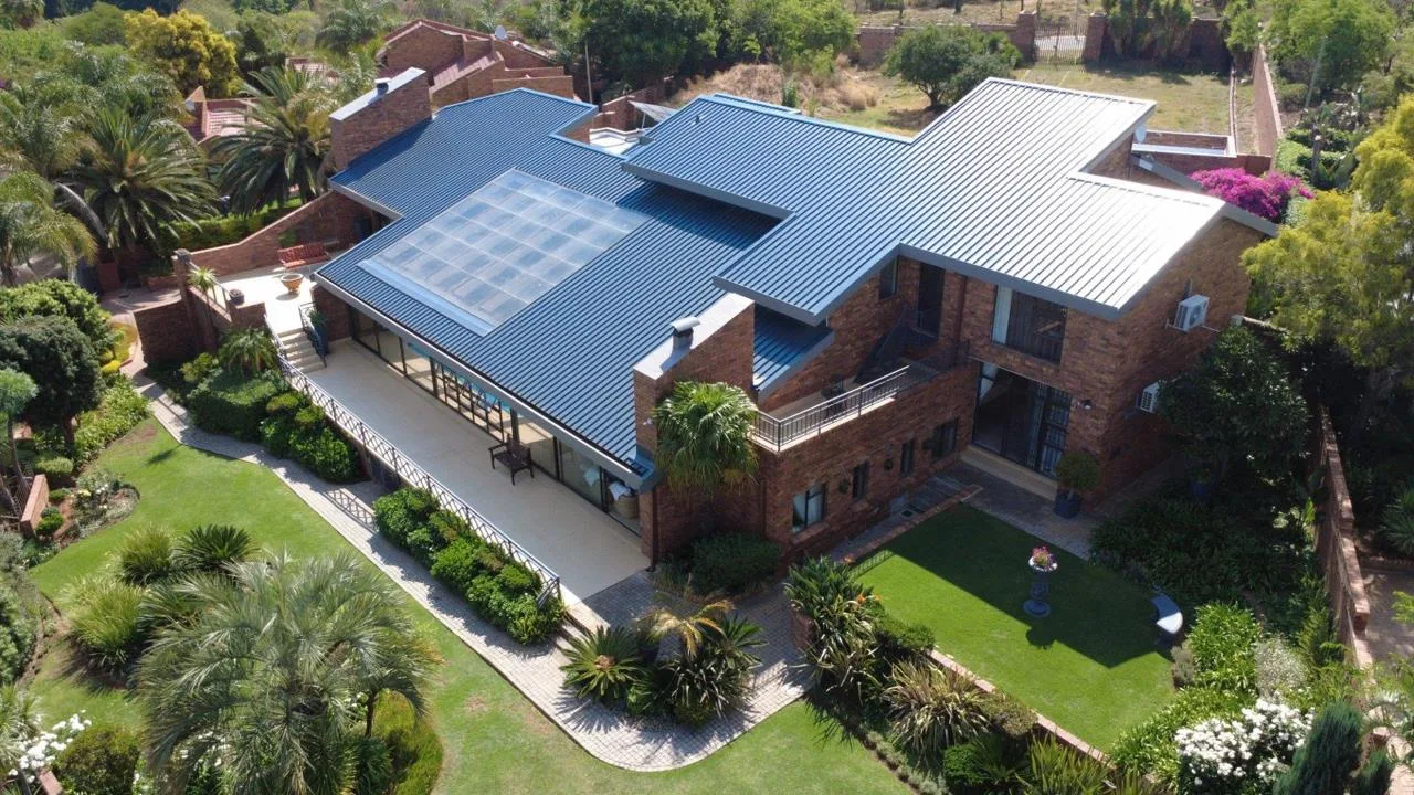 4 Bedroom House for sale in Wilkoppies
