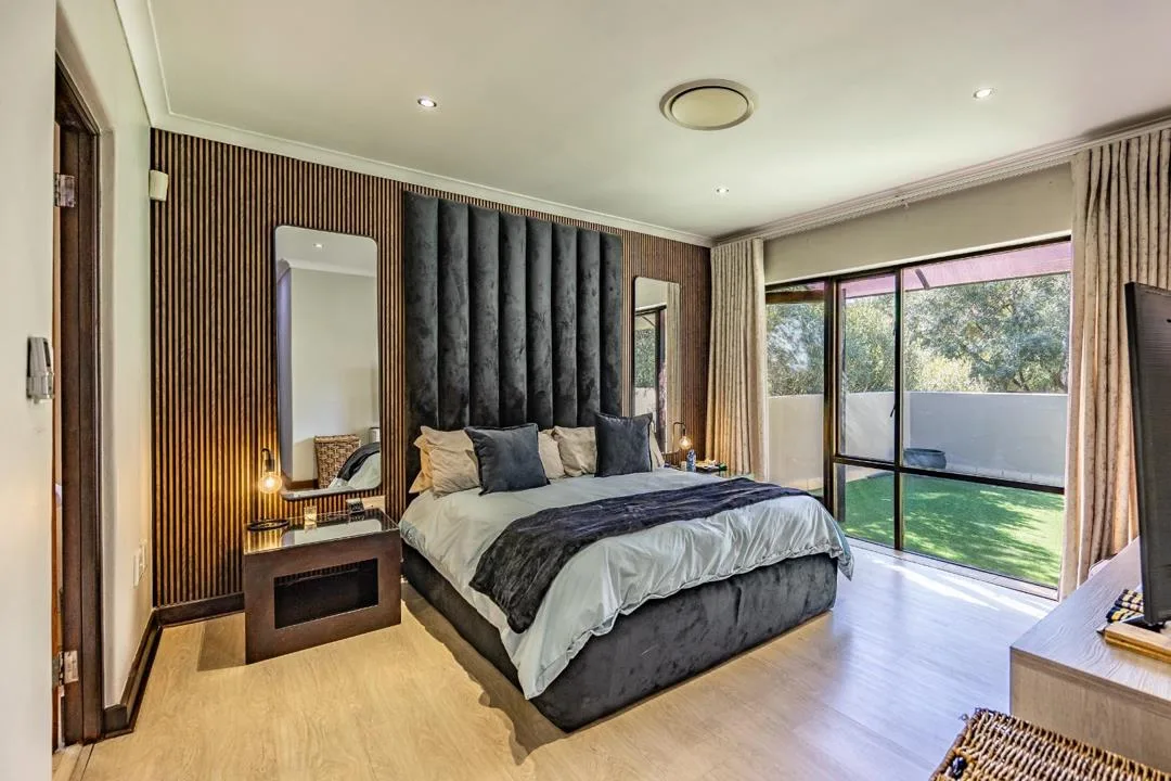 2 Bedroom House to rent in Menlo Park