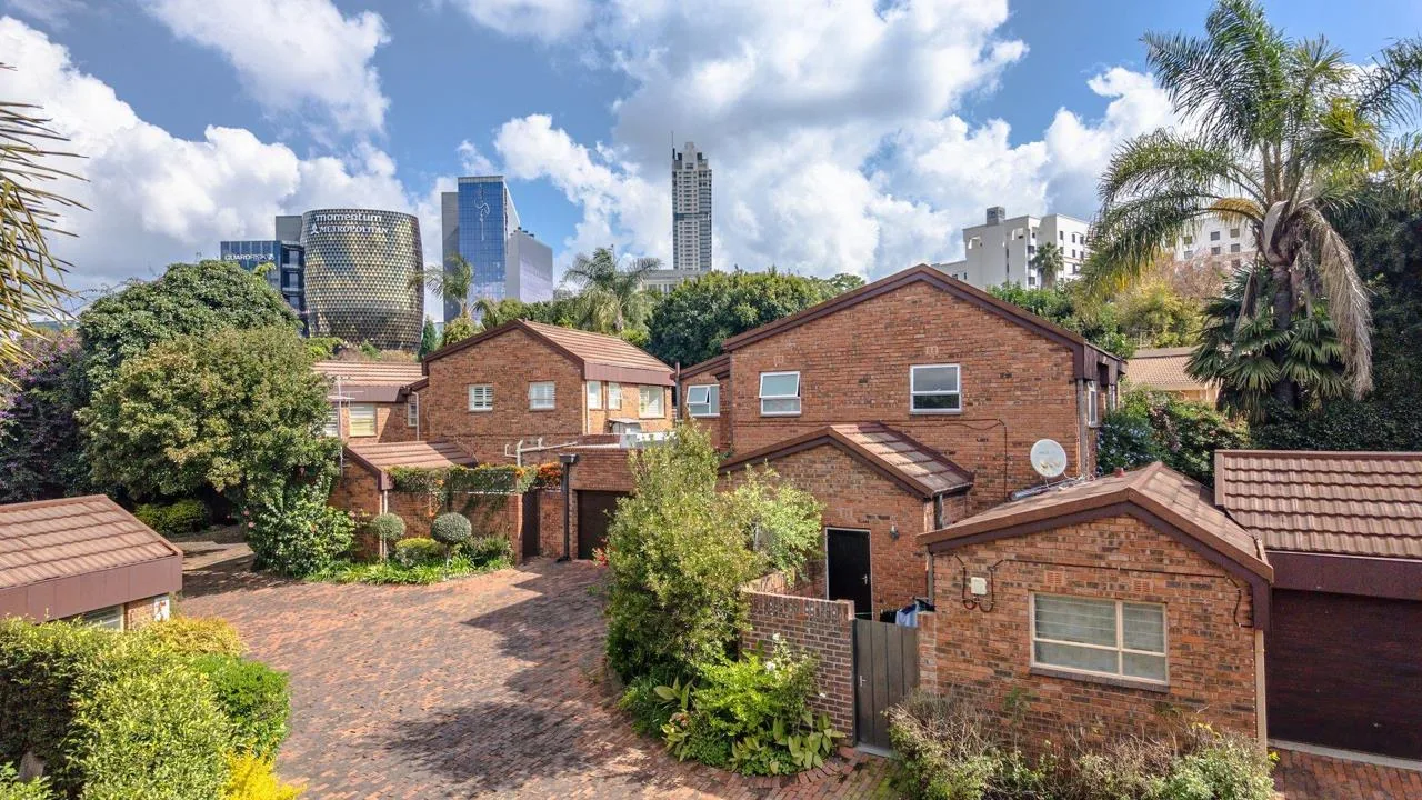 3 Bedroom Townhouse to rent in Sandown