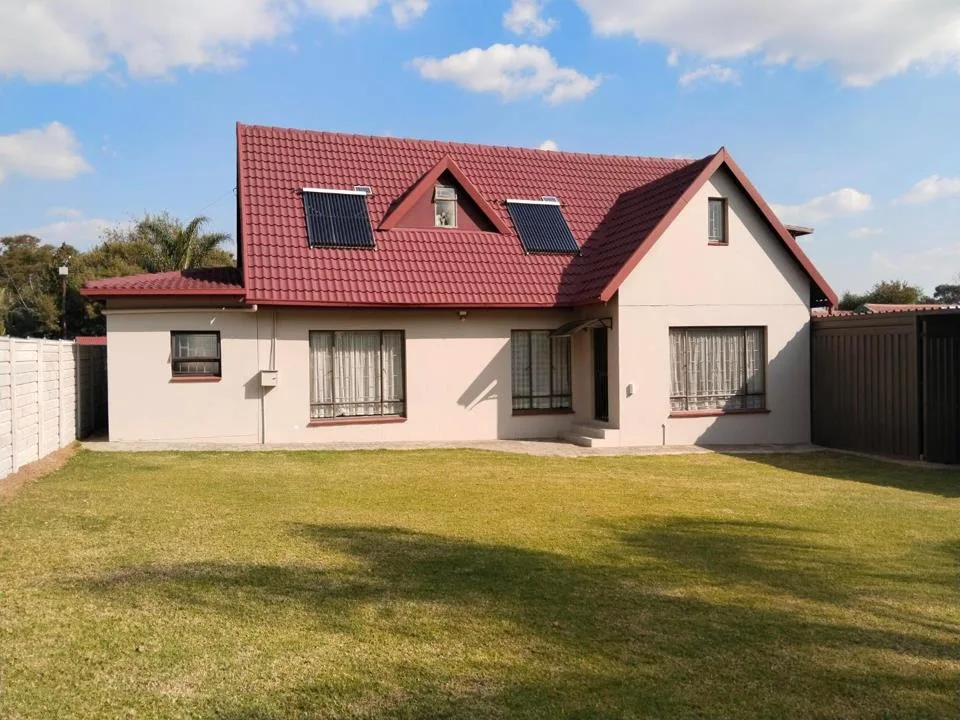 3 Bedroom House to rent in Rooihuiskraal