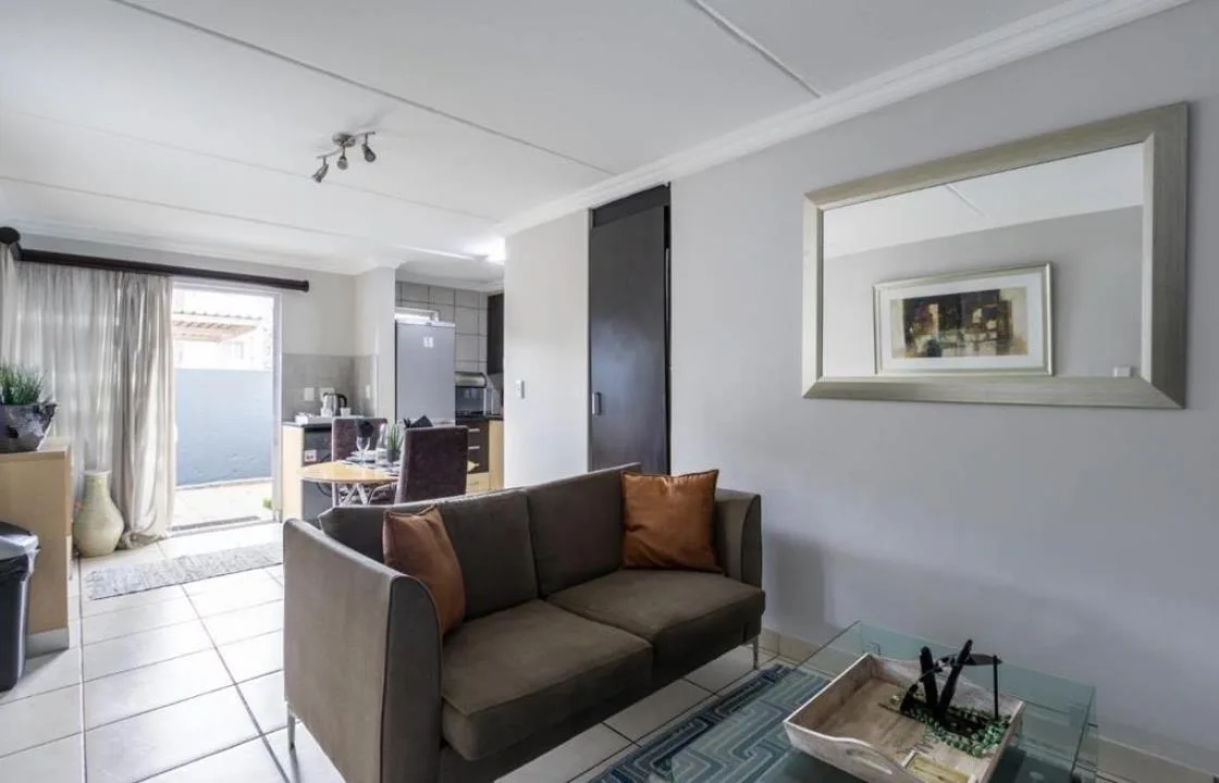 Apartment / flat to rent in Sandton Central