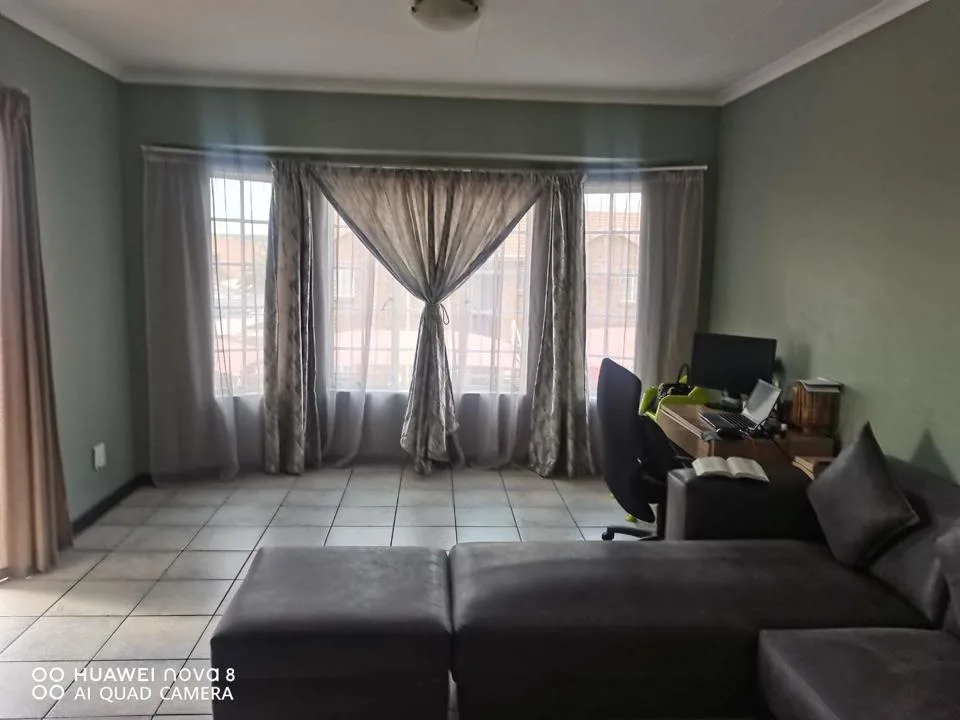 2 Bedroom Apartment / flat to rent in Regents Park