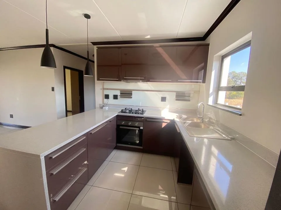 2 Bedroom Apartment / flat to rent in Blue Hills