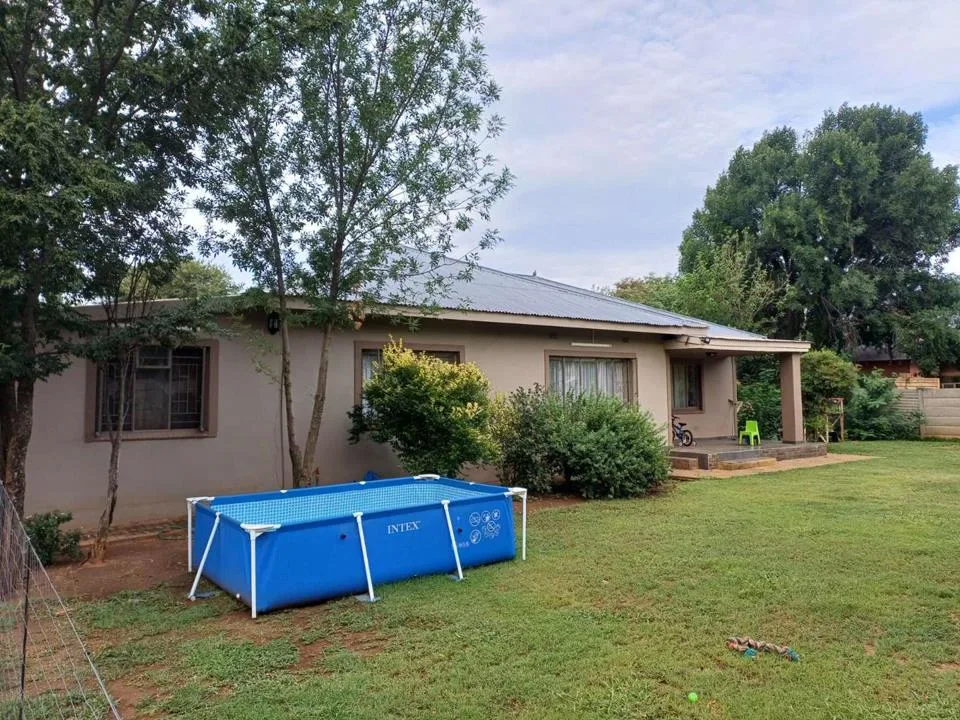 3 Bedroom House for sale in Meiringspark