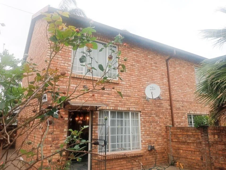 2 Bedroom Townhouse to rent in Annlin