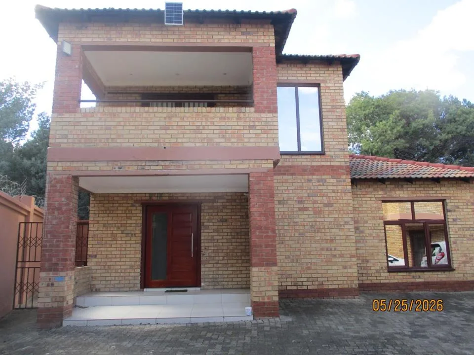 3 Bedroom Townhouse to rent in Oakdene