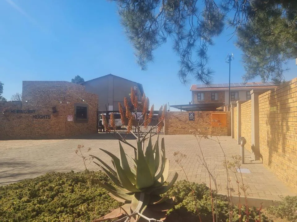 2 Bedroom Apartment / flat to rent in Vanderbijlpark CW 5