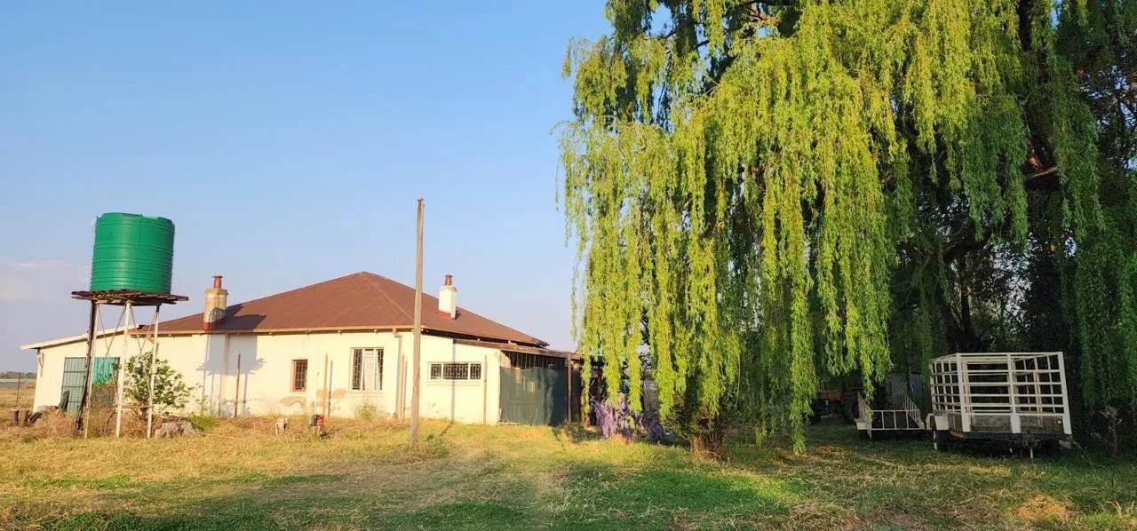 4 Bedroom House for sale in Mooibank AH