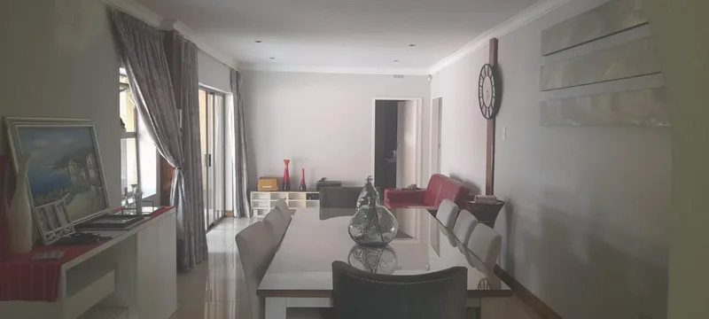 4 Bedroom House to rent in Daggafontein