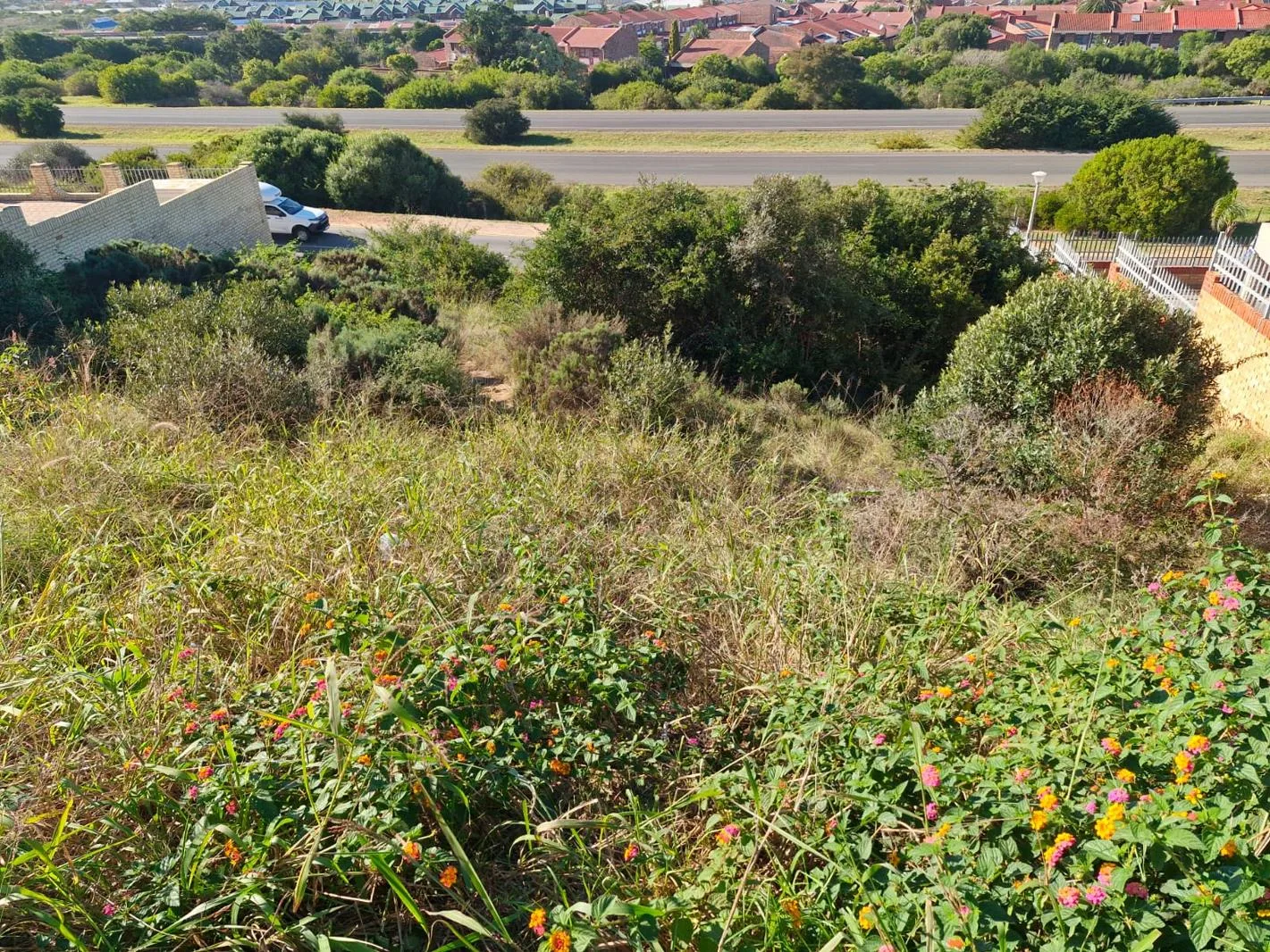 748 m² Land available in Menkenkop