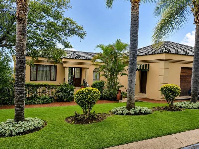 3 Bedroom House for sale in Kosmos Ridge