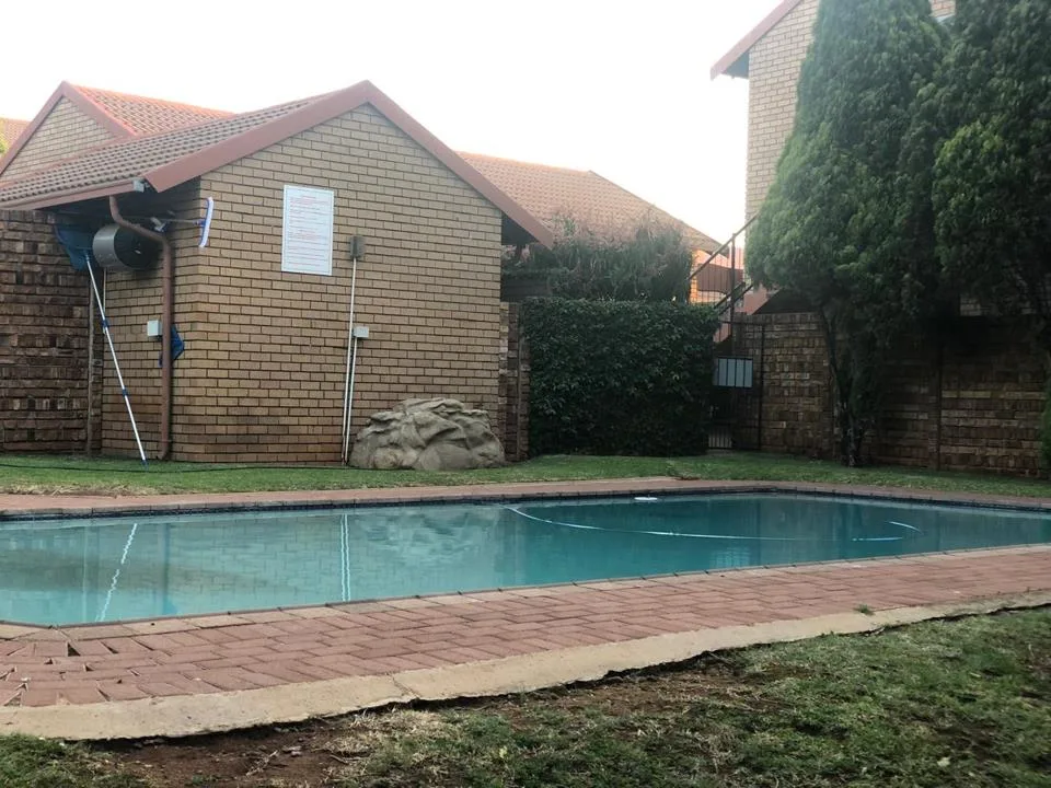 3 Bedroom Apartment / flat to rent in Pierre Van Ryneveld