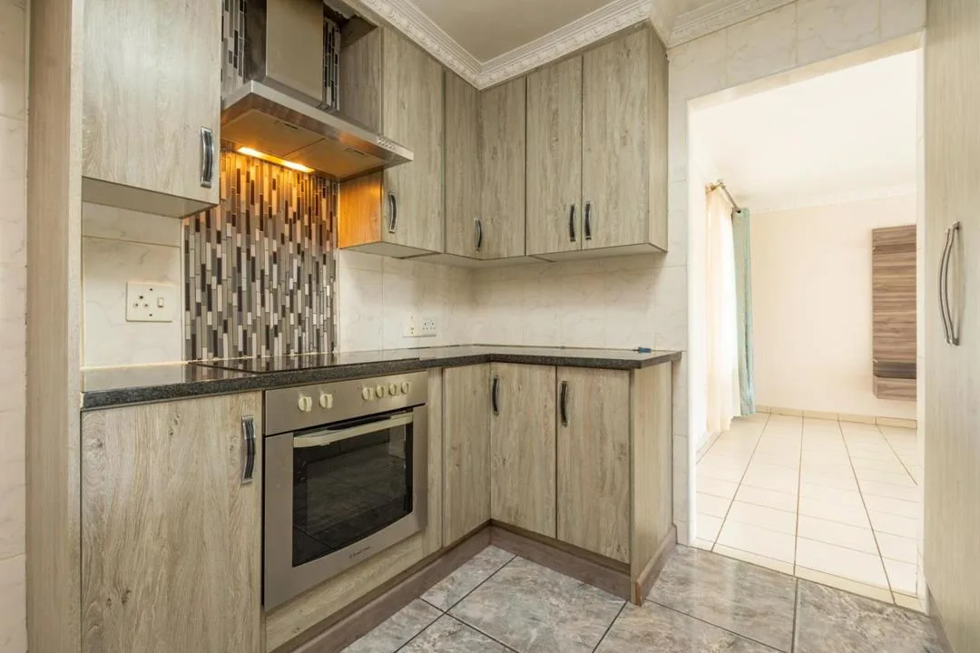 3 Bedroom House to rent in Northwold Gardens