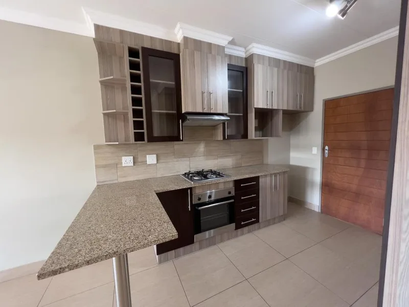 2 Bedroom Apartment / flat to rent in Moregloed