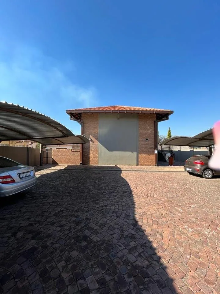 2 Bedroom Apartment / flat to rent in Pretoria North