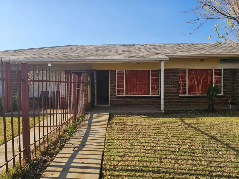 2 Bedroom Apartment / flat for sale in Wilkeville