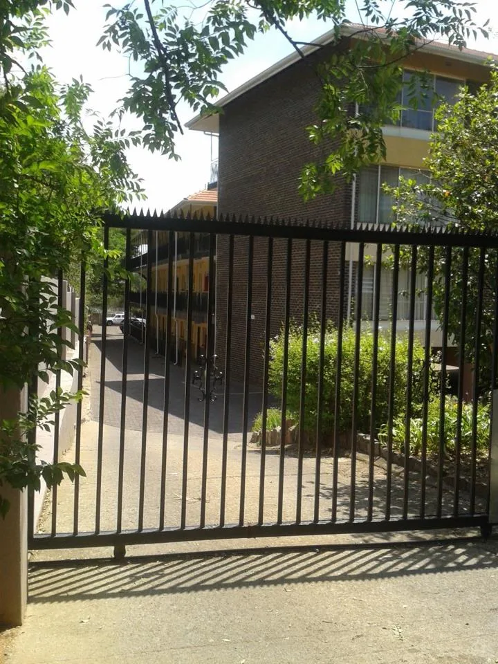 2 Bedroom Apartment / flat to rent in Ferndale