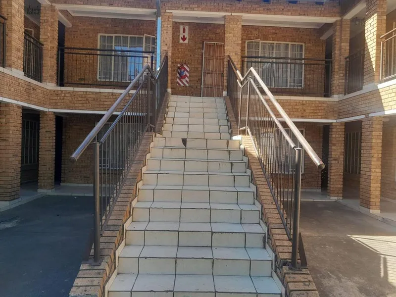 2 Bedroom Apartment / flat for sale in Rustenburg Central