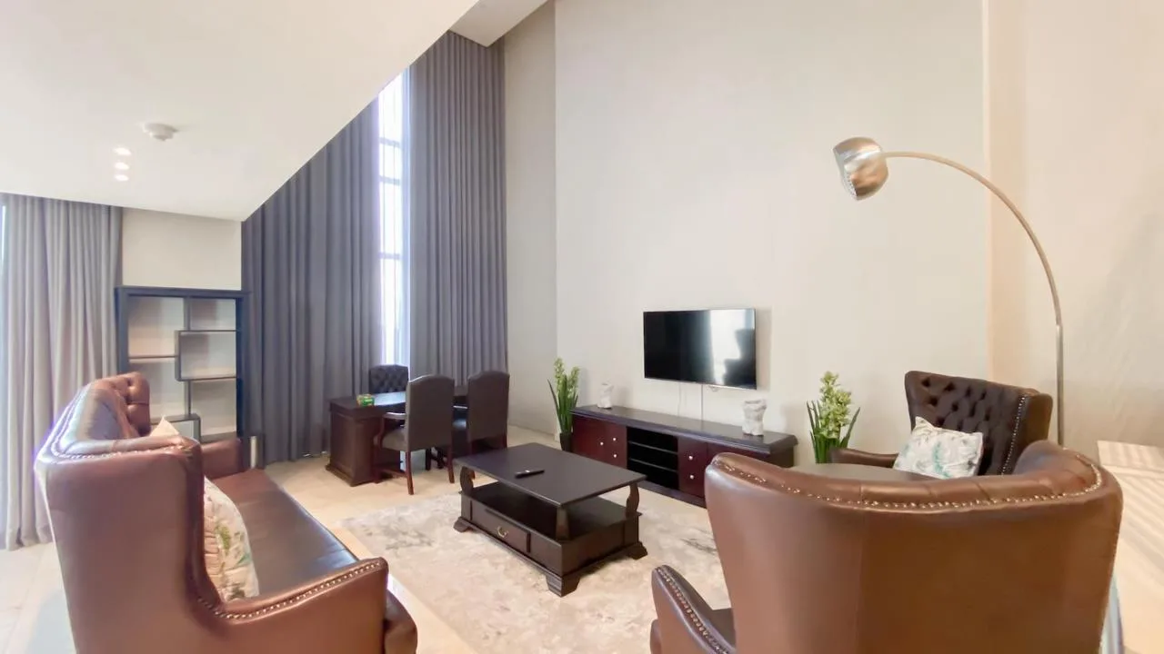 3 Bedroom Apartment / flat to rent in Morningside