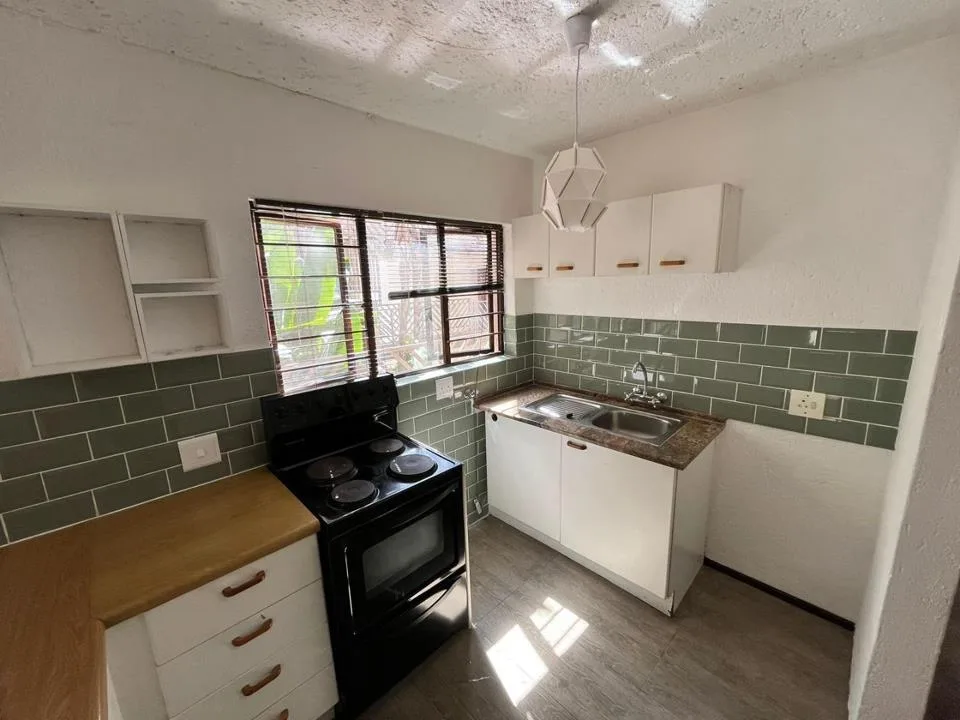 1 Bedroom Apartment / flat to rent in Westdene